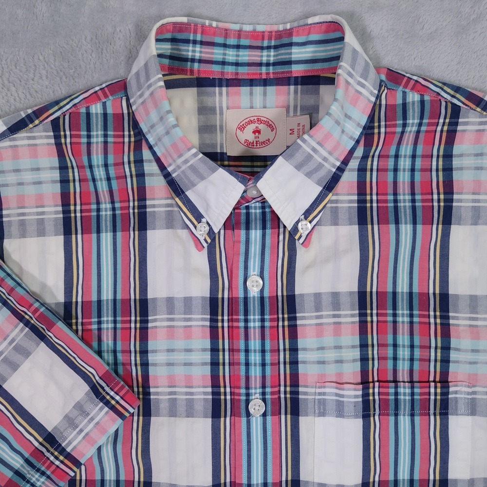 Brooks Brothers Red Fleece Shirt Men's M Seersucker Plaid Short Sleeve Button Up